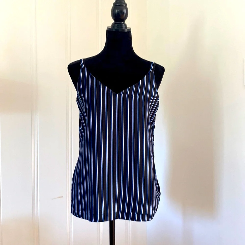 WHBM Reversible Top - Picture 1 of 4